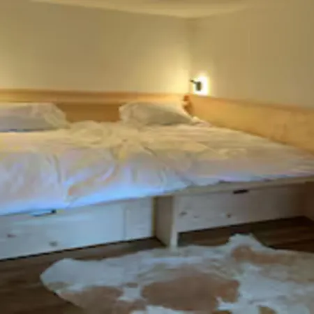 Appartamento Baren Penthouse Appartement-fewo- Dusche- Wc 8-bettwohnung By Interhome *