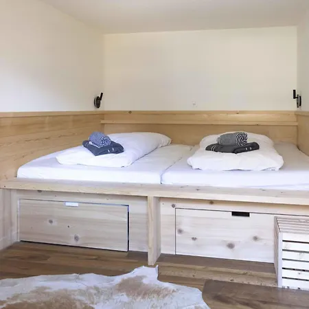 Baren Penthouse Appartement-fewo- Dusche- Wc 8-bettwohnung By Interhome *